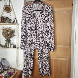 Victoria's Secret Heavenly collection leopard Pajamas women's M